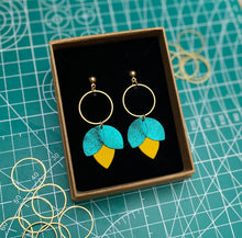 Load image into Gallery viewer, Little acorns - teal & yellow