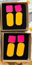 Load image into Gallery viewer, Maine - hot pink & yellow