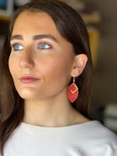 Load image into Gallery viewer, Cork Oak - Coille (red)