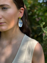 Load image into Gallery viewer, Mussel Shell Earrings - Blue Bloom