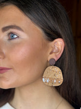 Load image into Gallery viewer, Cork Oak - Fiadh (natural)

