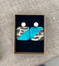 Load image into Gallery viewer, Leopard - teal
