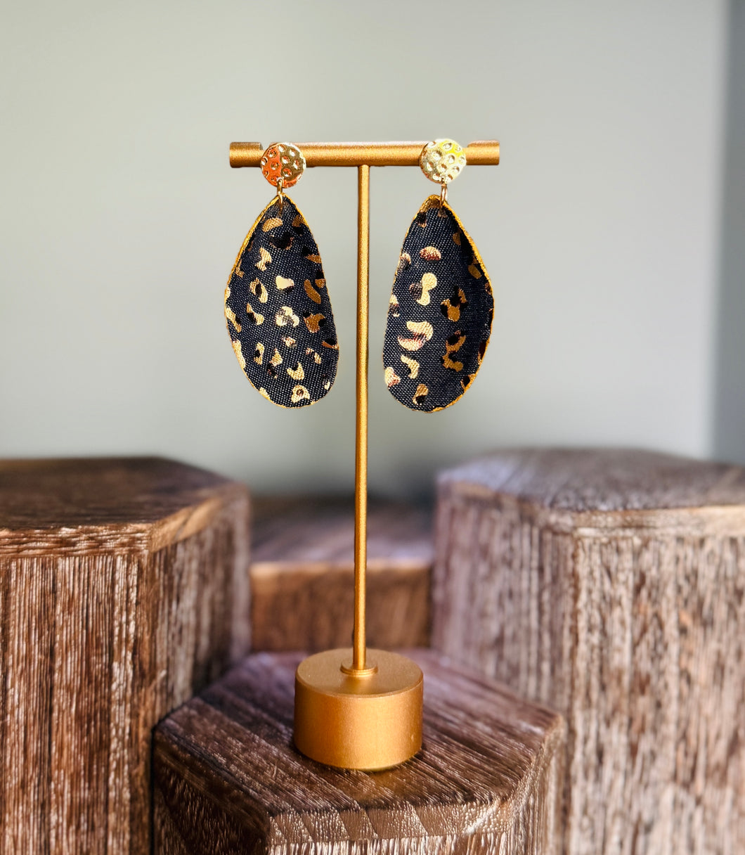 Mussel Shell Earrings - Denim Leopard