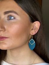 Load image into Gallery viewer, Cork Oak - Coille (teal)
