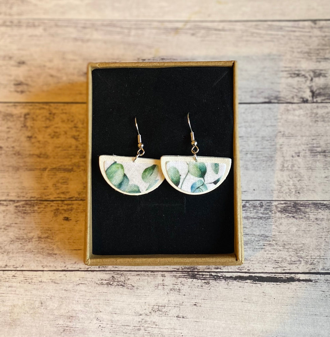 Green leaf earrings