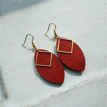Load image into Gallery viewer, Cork Oak - Coille (red)
