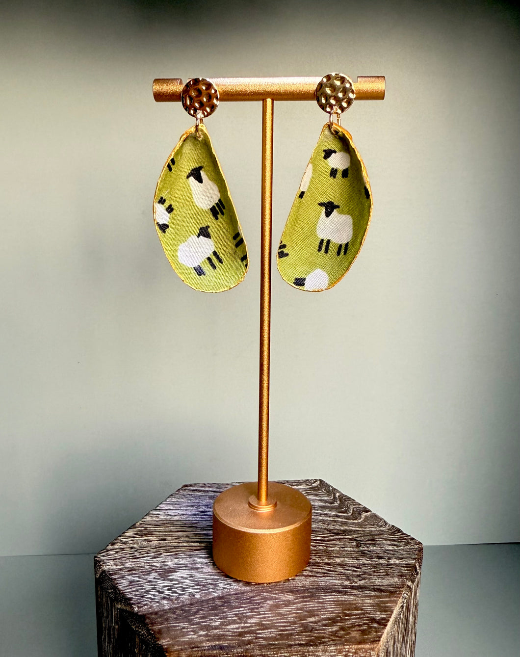 Mussel Shell Earrings - Sheep