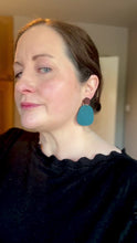 Load and play video in Gallery viewer, Cork Oak - Fiadh (teal)
