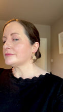 Load and play video in Gallery viewer, Cork Oak - Dara (natural)
