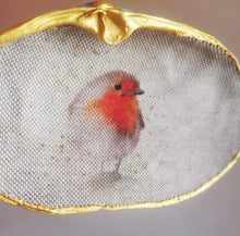 Load image into Gallery viewer, Irish Clam Trinket Dish - Robin
